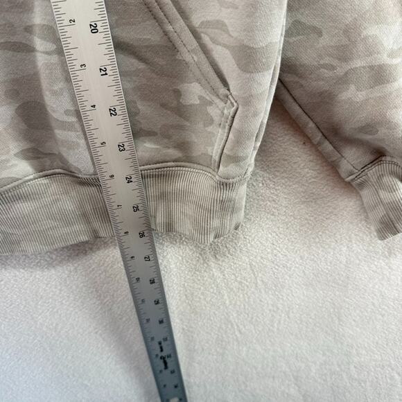Alphalete Sweatshirt Men's Small Gray Camo Arctic Camouflage Hoodie Workout PBNS - Picture 4 of 9